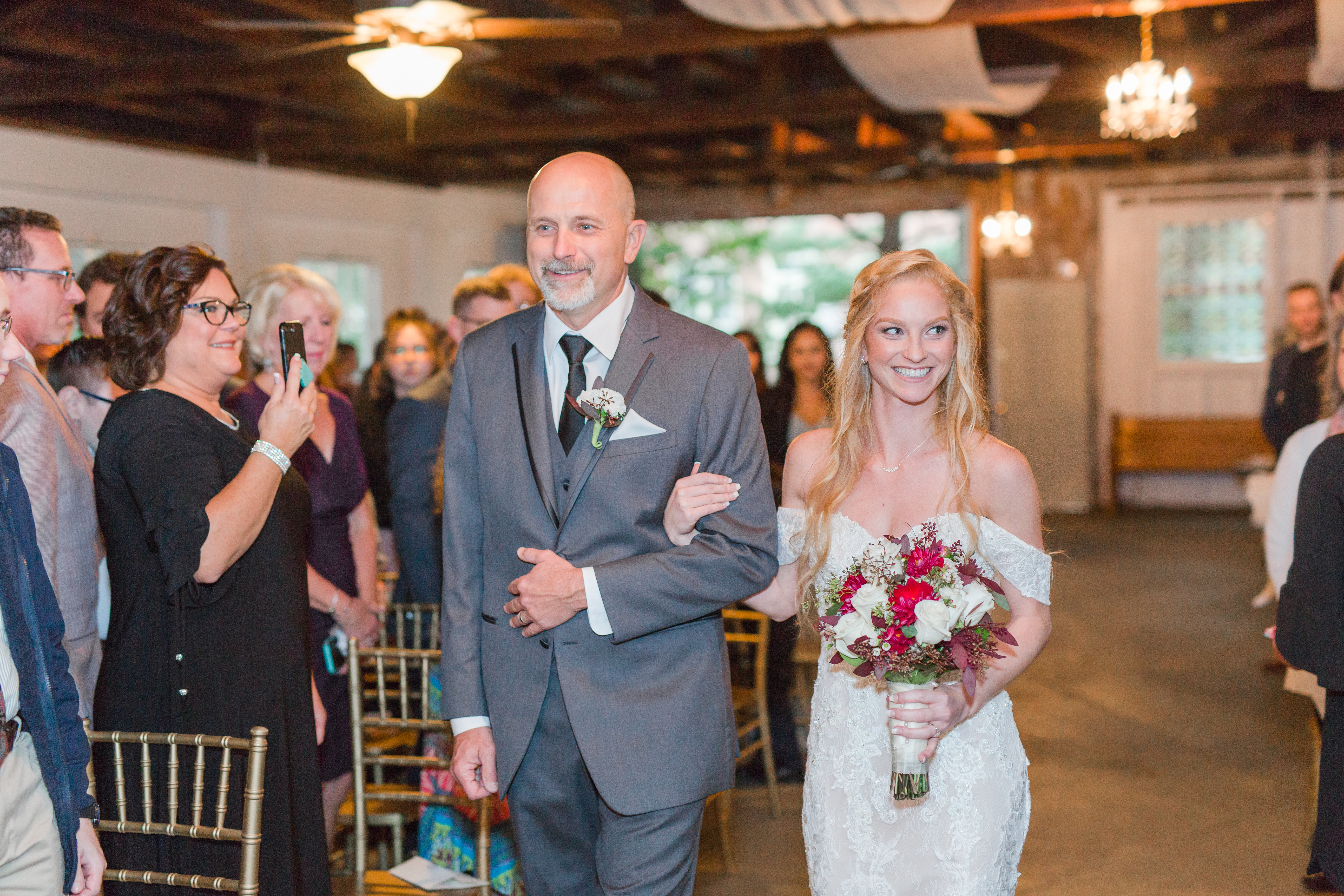 ceremony at the inn at old silk mill 