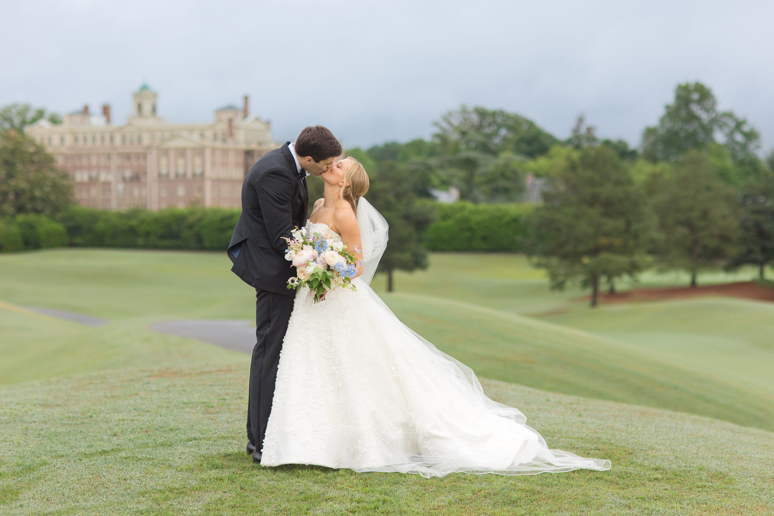 The Country Club of Virginia Spring Wedding